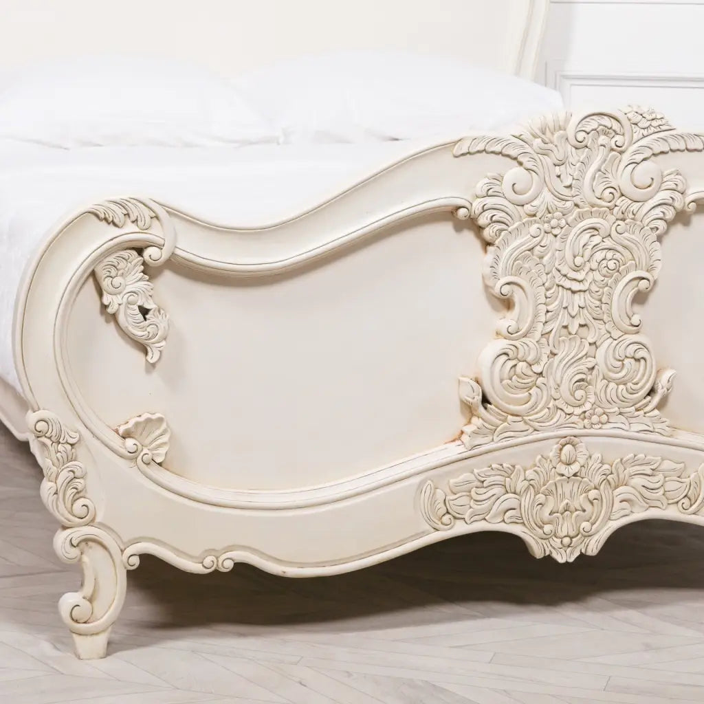 Rococo 4ft 6 Off White Double Carved Bed